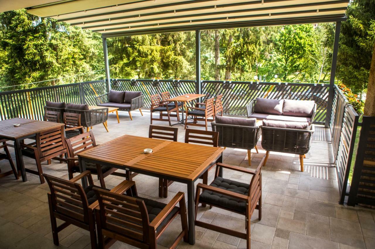A Hoteli - Hotel Slatina Vrnjacka Banja Exterior photo